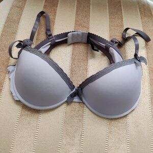 NWOT Marilyn Monroe 36B Padded Underwire Push-Up Bras in Light Gray